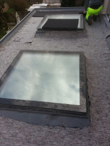 The first layer of the green roof, a fleece to protect the waterproofing and retain some of the water.